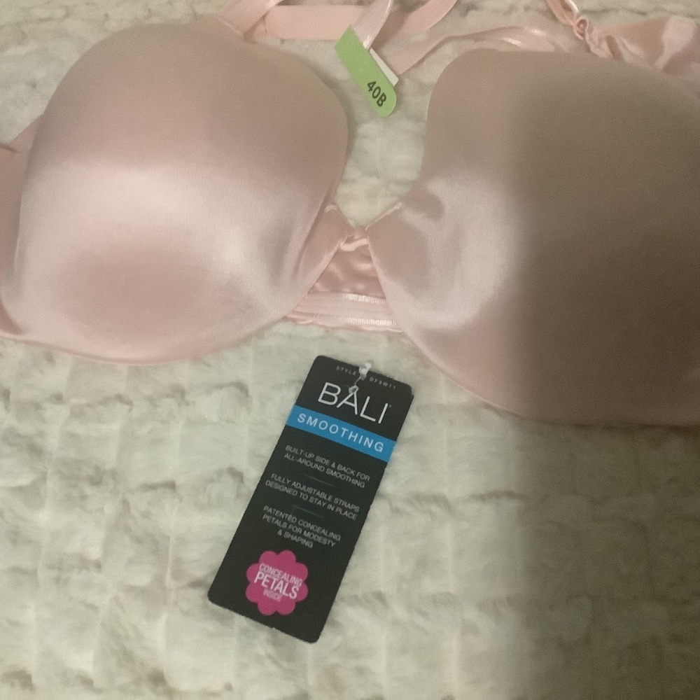 New Bali Smoothing Bra 40B Pink Concealing Petals - Picture 13 of 13